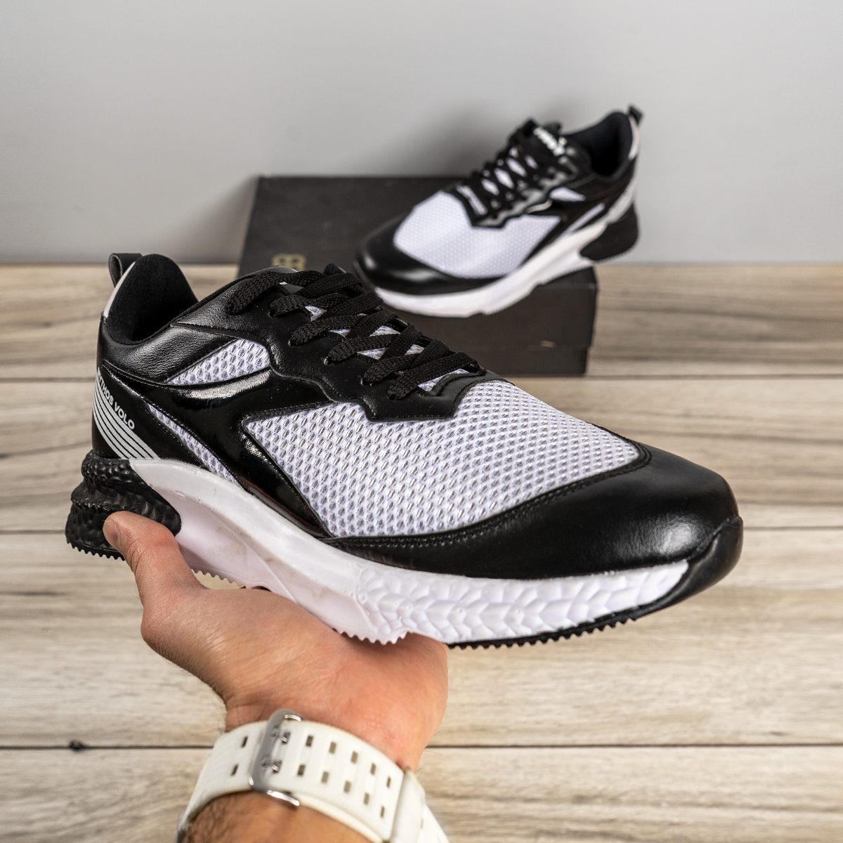 کفش ورزشی مردانه سفید مشکی مدلTavya