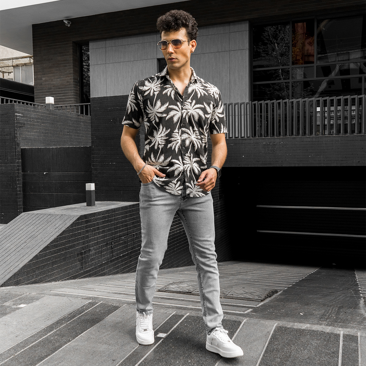 پیراهن هاوایی مردانه مشکی سفید مدل Riofer