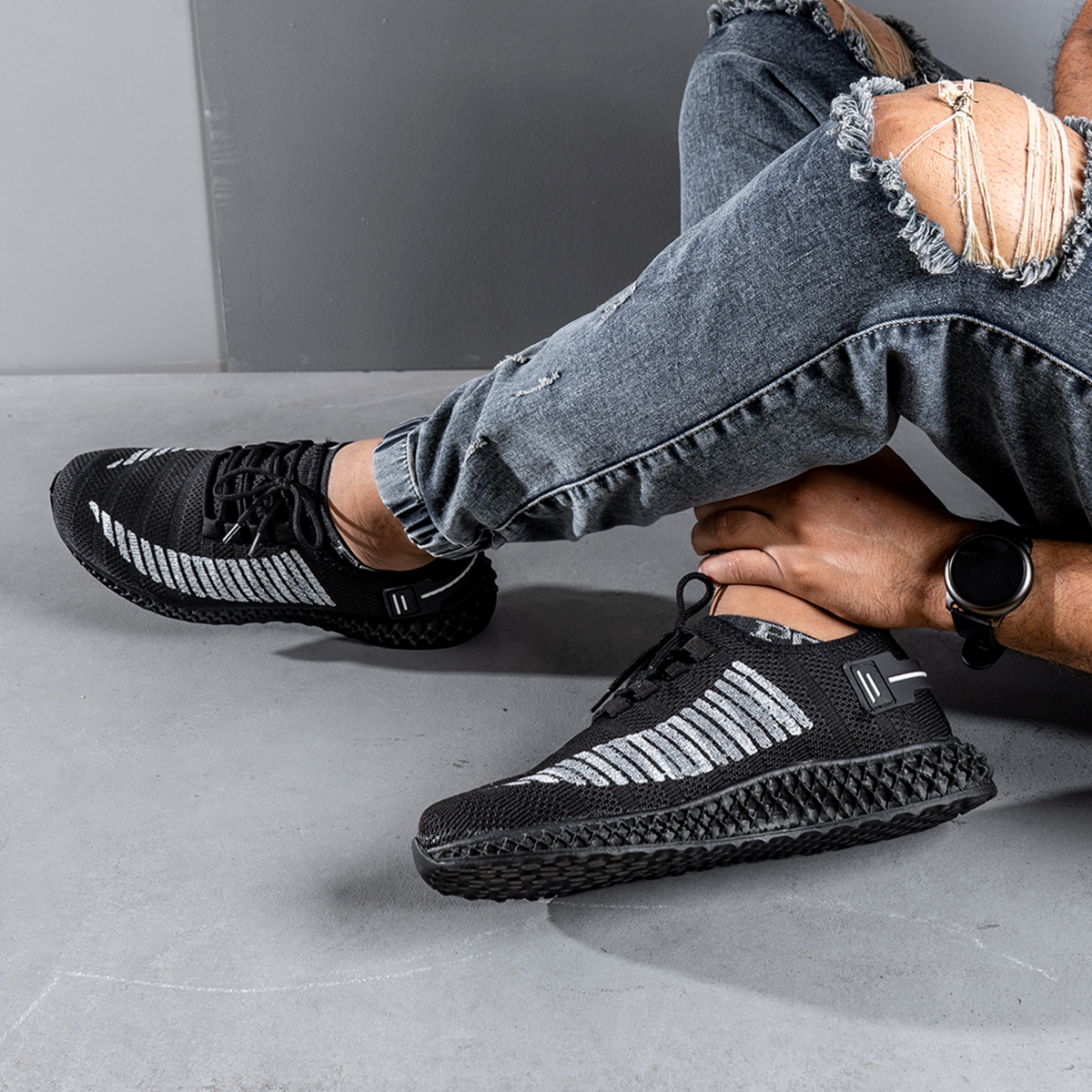 کفش ورزشی آف وایت مردانه مشکی مدل Elio