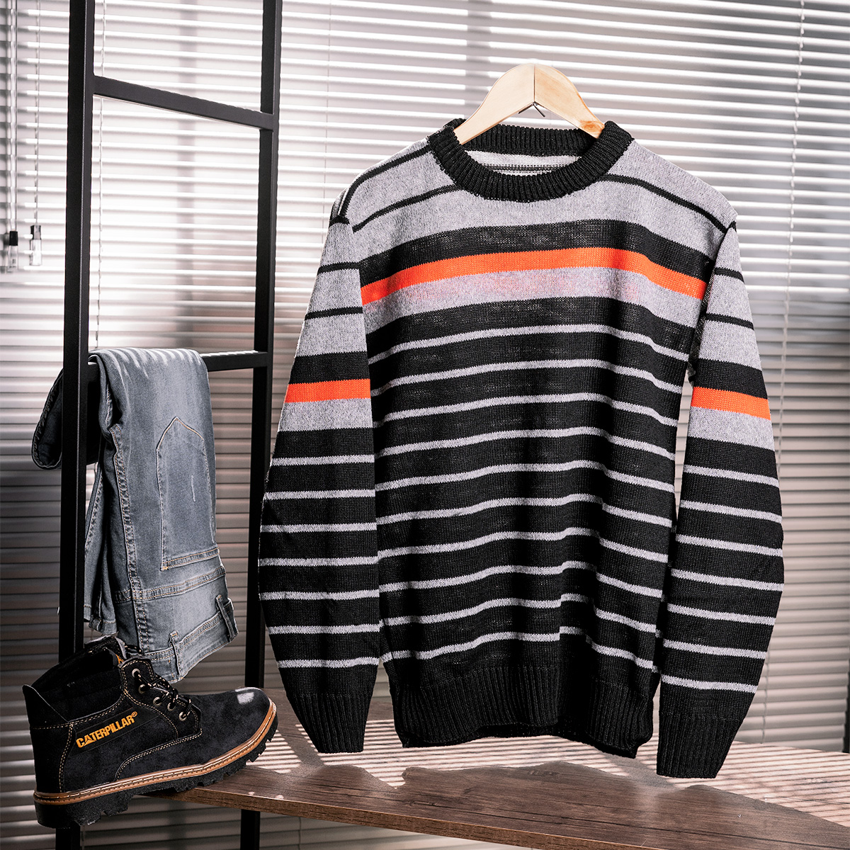 پلیور بافت راه راه طوسی مشکی مدل Hami