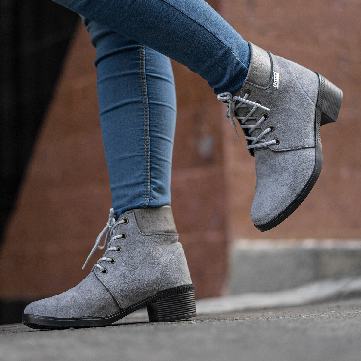 نیم بوت دخترانه طوسی مدل Diana