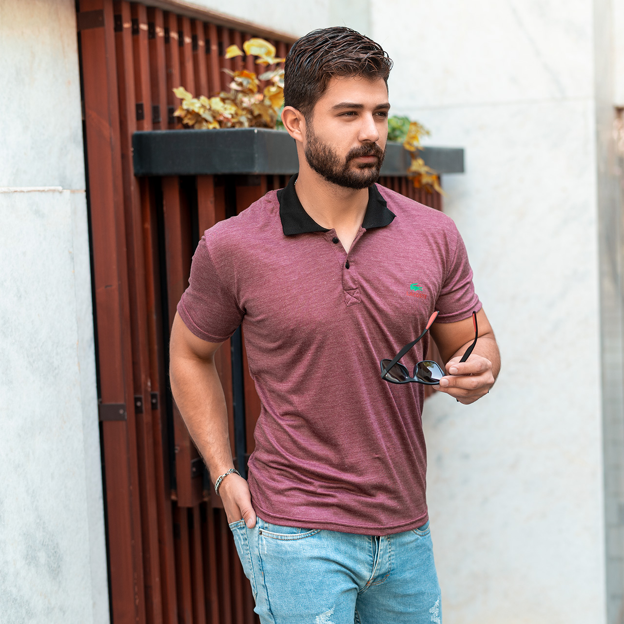 تیشرت مردانه ( مارک رندوم )قرمزمدل kapi