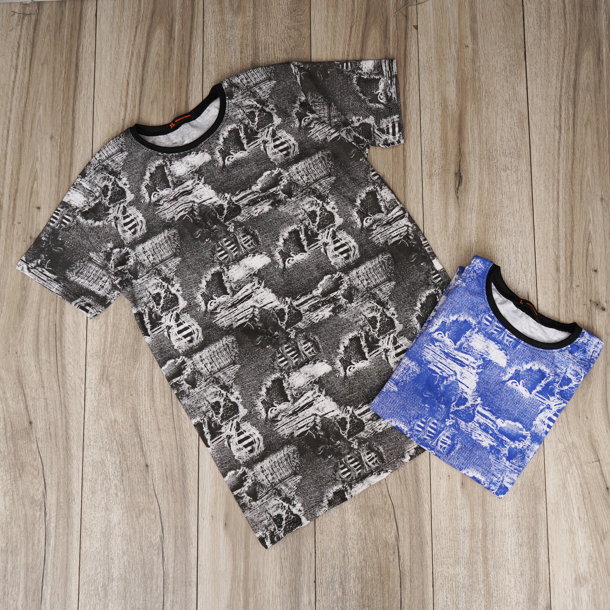 تیشرت طرحدار طوسی مردانه مدل TOTIX