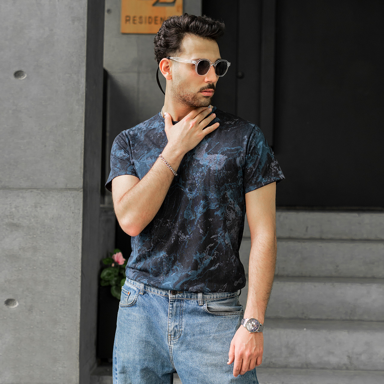 تیشرت مردانه مشکی آبرنگی مدل 61