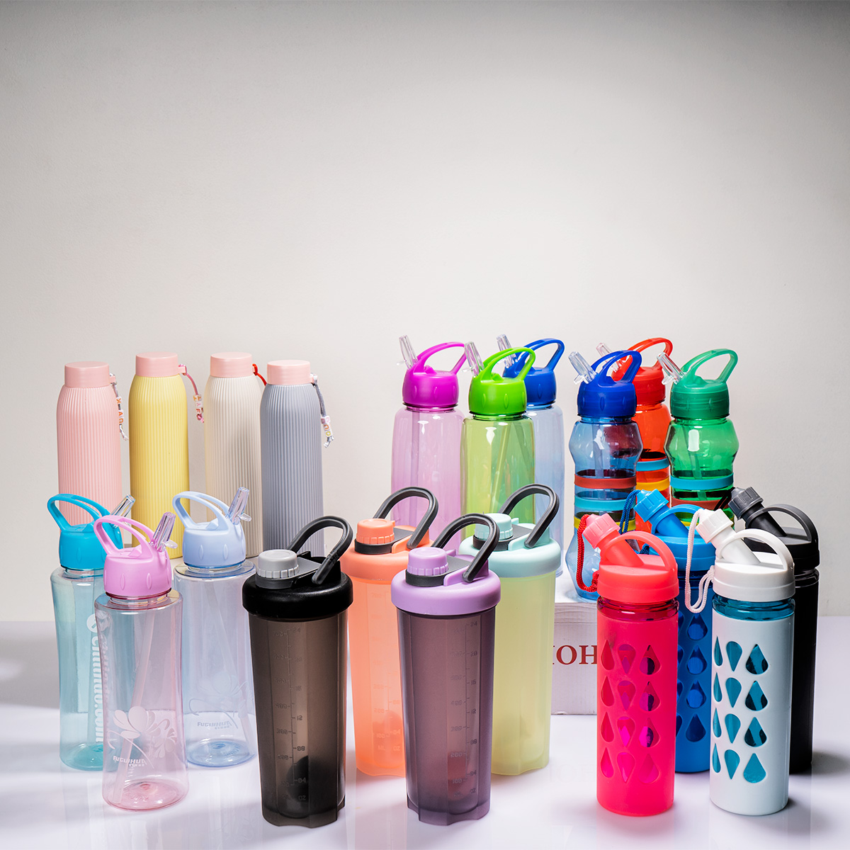 دوتا قمقمه آب صورتی روشن مدل گل