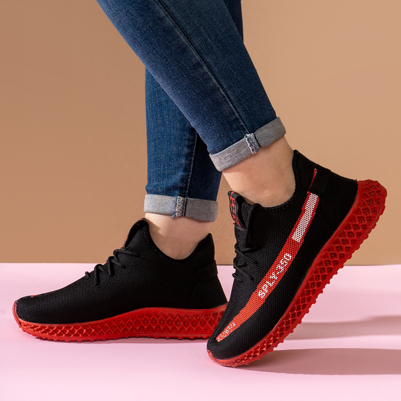 کفش ورزشی SPLY350 مشکی قرمز زنانه مدلYogi