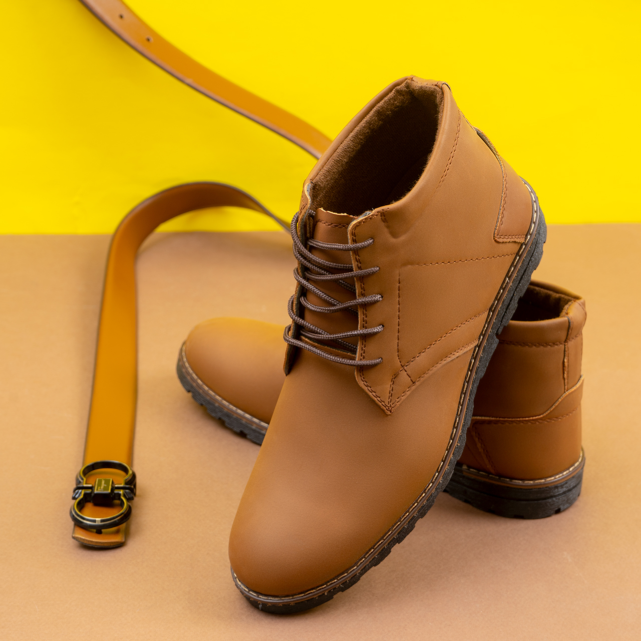 نیم بوت کرم مردانه مدل yata