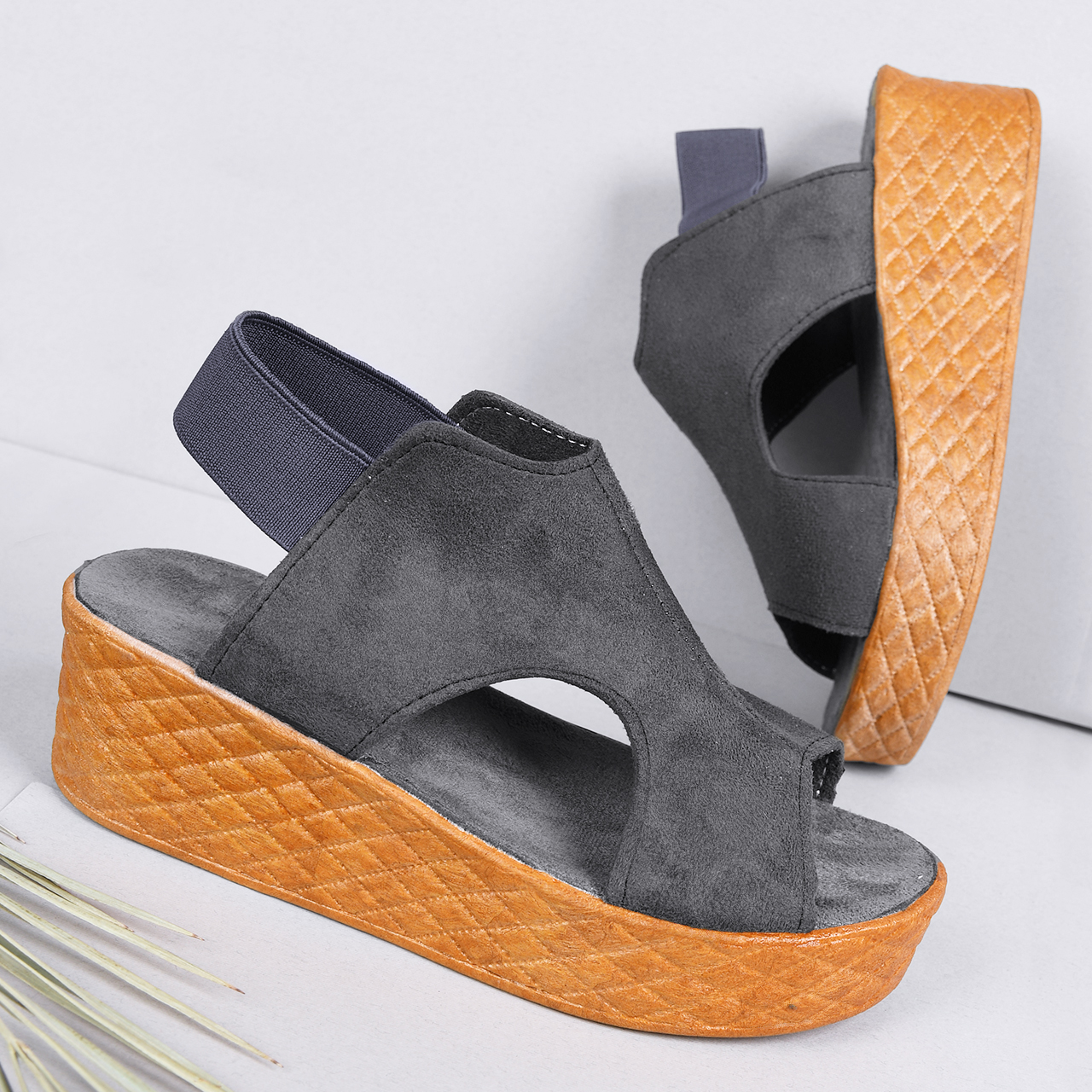 صندل زنانه مدل x311