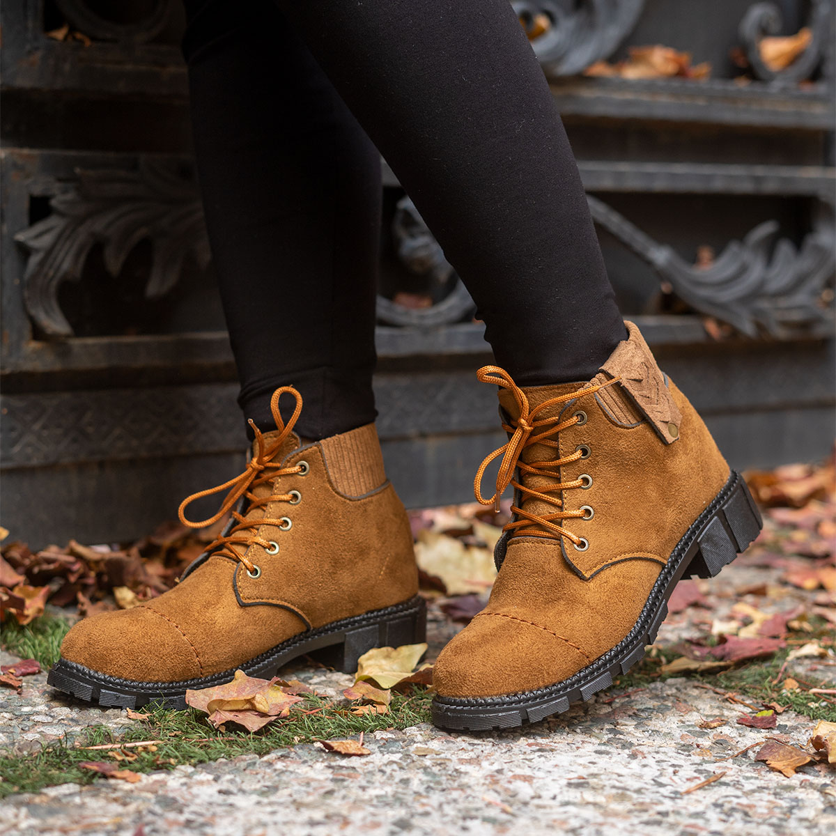 نیم بوت دخترانه قهوه ای مدل Nadia