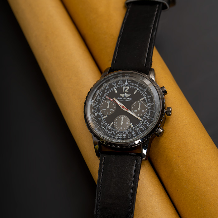 ساعت مشکی صفحه مشکی BREITLING مدل navitimer