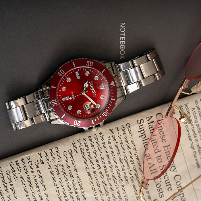 ساعت Mcy Kcy نقره ای صفحه قرمز مدل 345