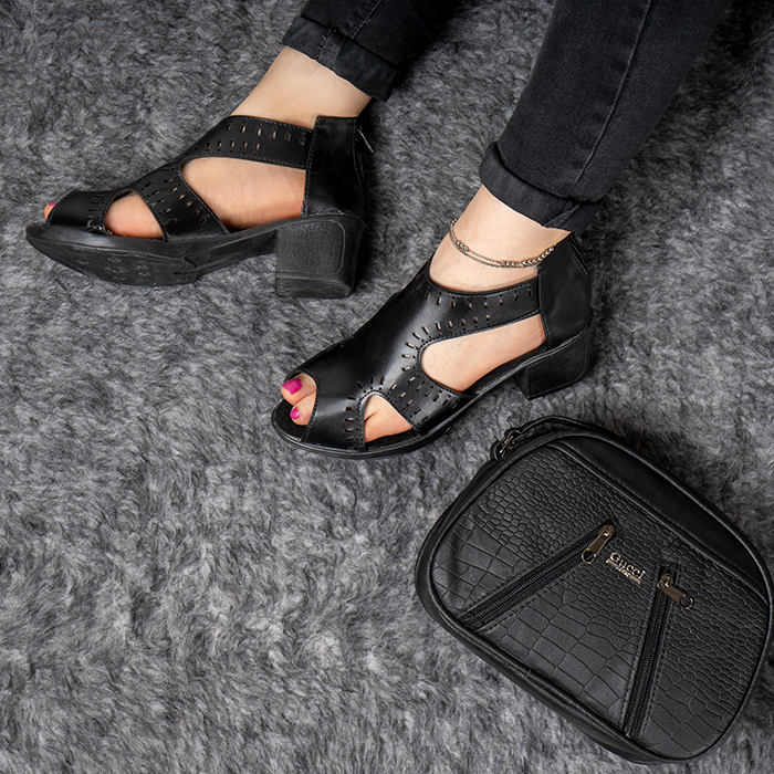 صندل زنانه مشکی مدل Pardis