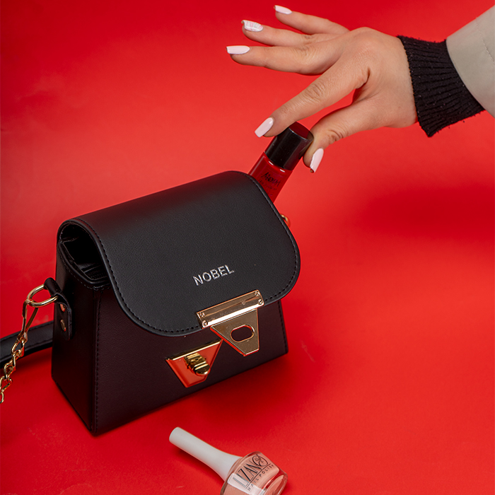 کیف پاسپورتی زنانه مشکی مدل Tara