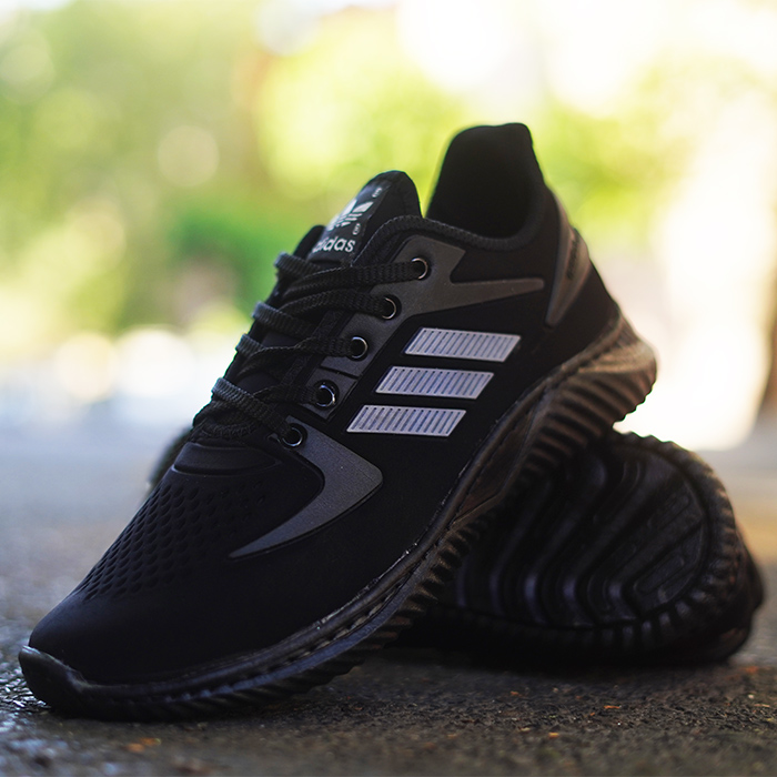 کفش ورزشی مردانه آدیداس مشکی طوسی(زیره مشکی) مدل zarax