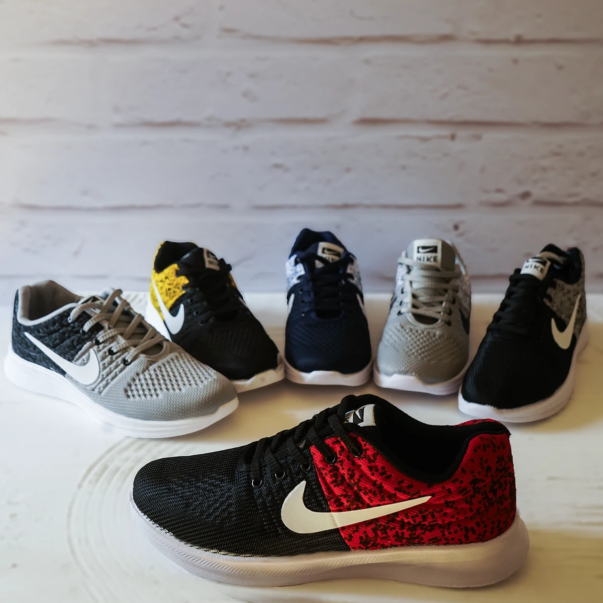 کفش ورزشی نایک مشکی زرد مردانه مدل Saber