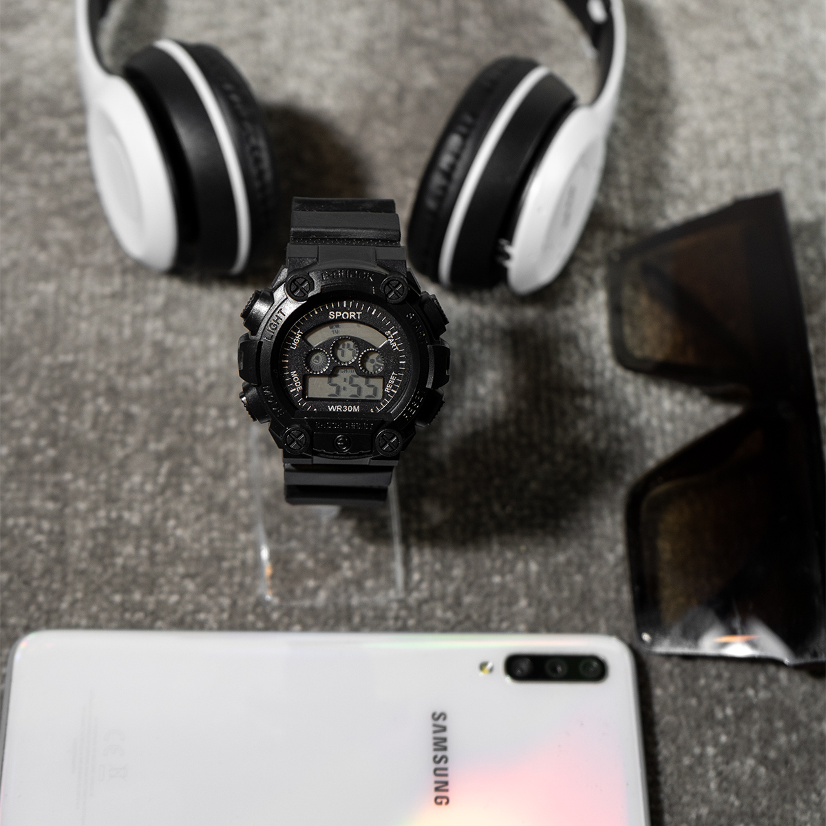 ساعت اسپرت مدل Nipa