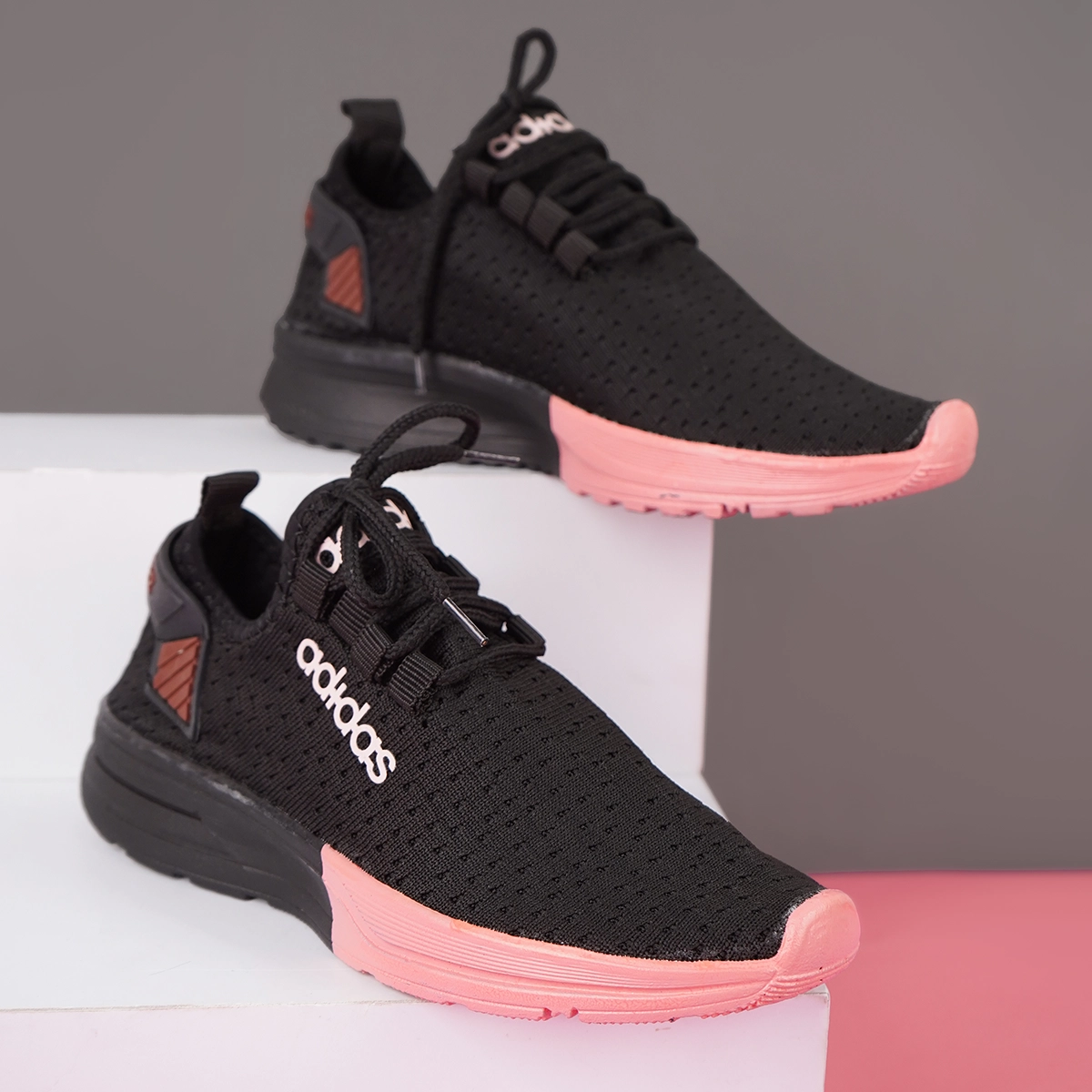 کفش ورزشی زنانه مشکی صورتی مدل Rima