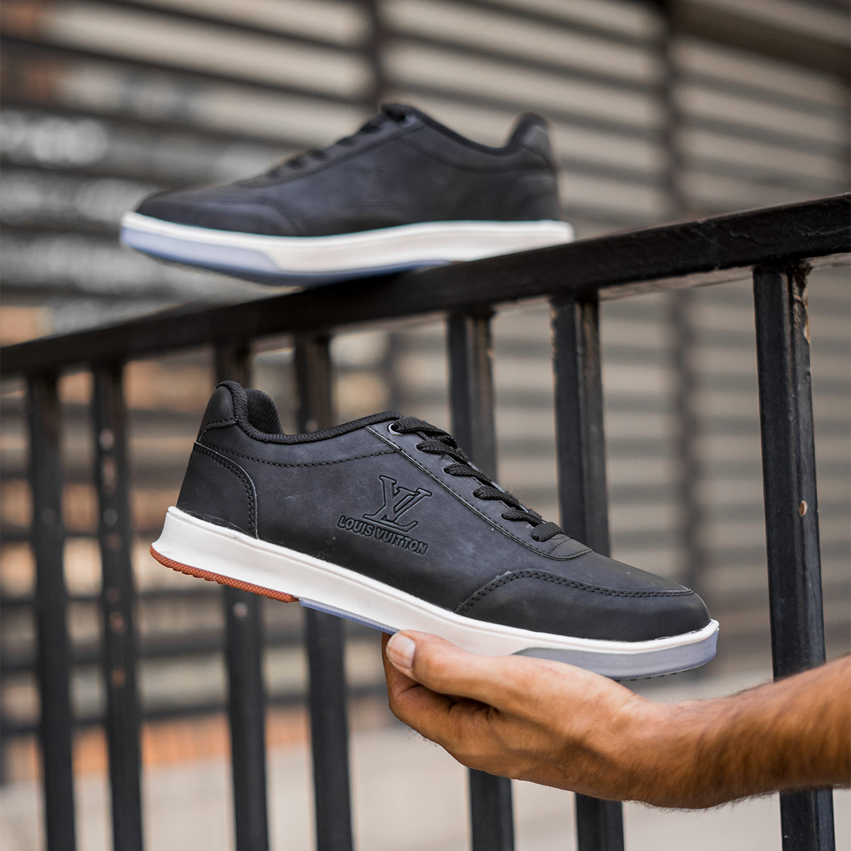 کفش مردانه LV مشکی مدل Norman